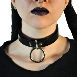 Bondage Collar - Loop and Ring